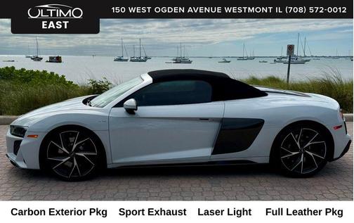 Suzuka Gray Metallic/Black Roof 2023 Audi R8 V10 performance RWD S tronic