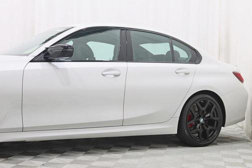 2025 BMW M340 xDrive