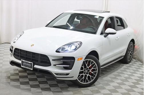 2016 Porsche Macan Turbo