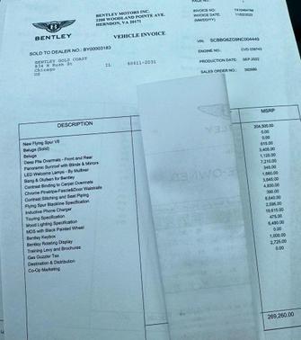 Black 2022 Bentley Flying Spur V8