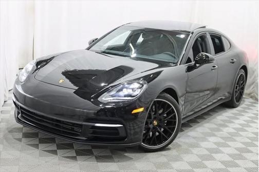 2018 Porsche Panamera 4