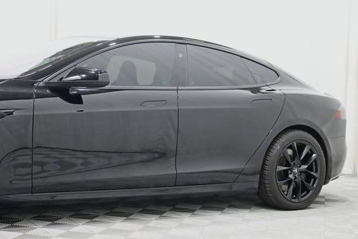2020 Tesla Model S Long Range