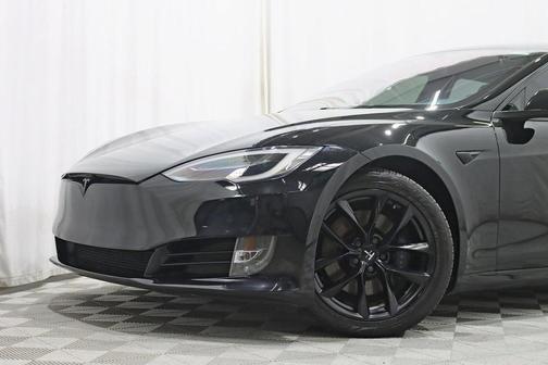2020 Tesla Model S Long Range