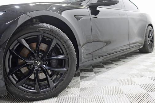 2020 Tesla Model S Long Range