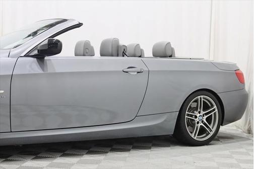 2011 BMW 335 335is