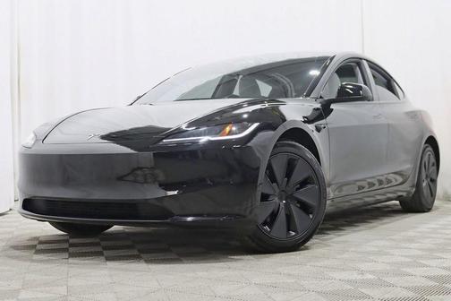 2025 Tesla Model 3 Long Range