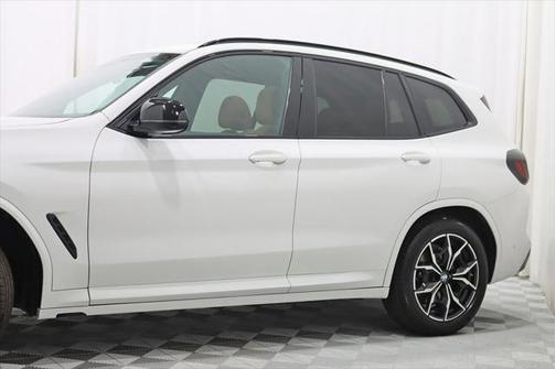 2023 BMW X3 M40i