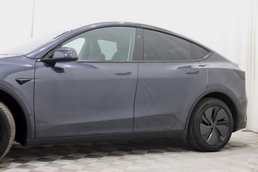 2026 Tesla Model Y Premium All-Wheel Drive
