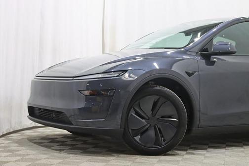 2026 Tesla Model Y Premium All-Wheel Drive