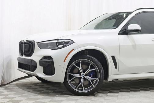 Alpine White 2022 BMW X5 xDrive40i