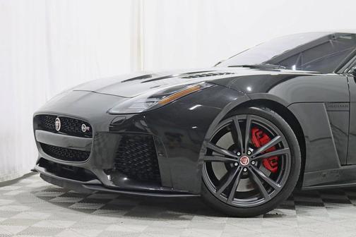 2019 Jaguar F-TYPE SVR