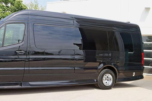 Obsidian Black Metallic 2026 Mercedes-Benz Sprinter 3500XD High Roof
