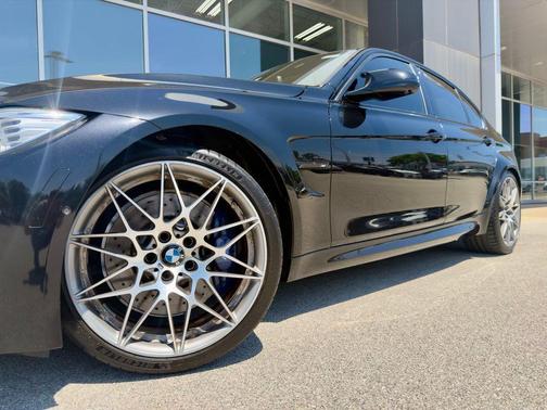 Black Sapphire Metallic 2017 BMW M3 Base