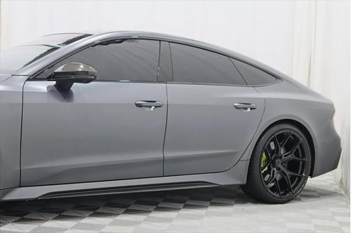 2021 Audi RS 7 4.0T