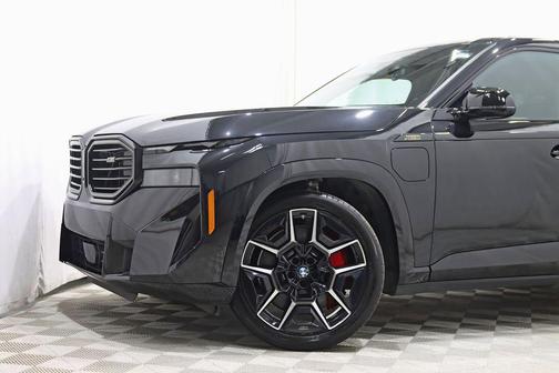 Black Sapphire Metallic 2023 BMW XM Base