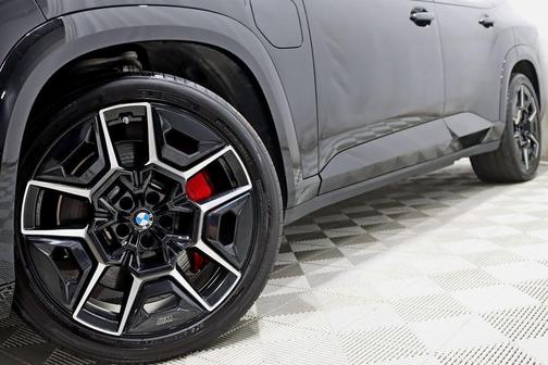 Black Sapphire Metallic 2023 BMW XM Base