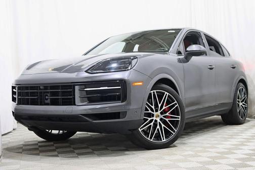 Quartzite Grey Metallic 2024 Porsche Cayenne S