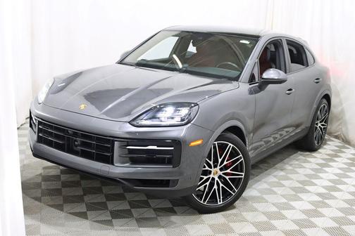Quartzite Grey Metallic 2024 Porsche Cayenne S