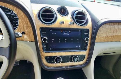 2019 Bentley Bentayga V8