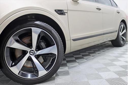 2019 Bentley Bentayga V8