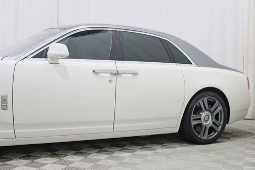 White 2016 Rolls-Royce Ghost