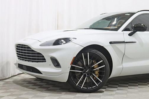 2023 Aston Martin DBX Base