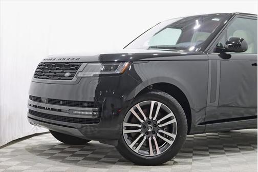 2023 Land Rover Range Rover P530 SE