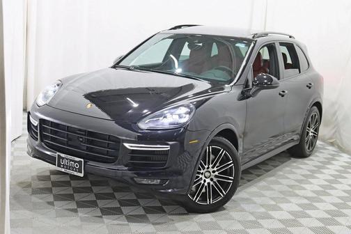 2016 Porsche Cayenne GTS