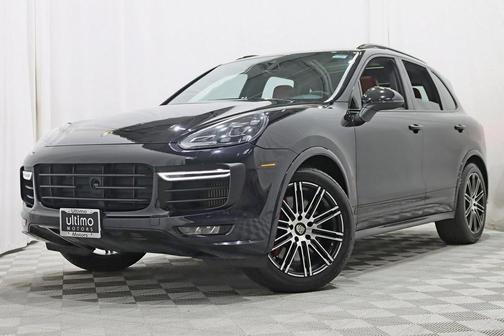 2016 Porsche Cayenne GTS