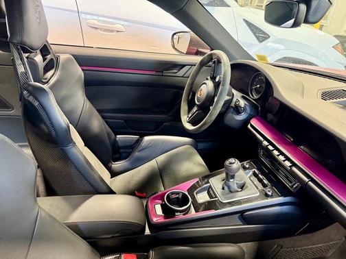 Ruby Star Neo 2024 Porsche 911 Carrera T