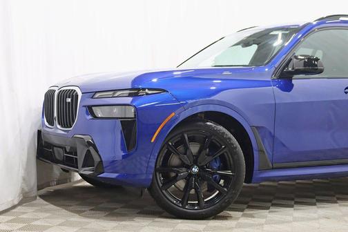 2026 BMW X7 M60i