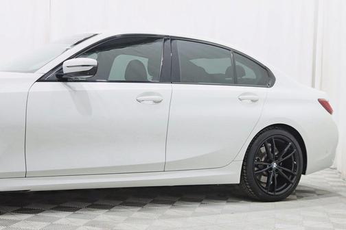 2021 BMW 330 xDrive