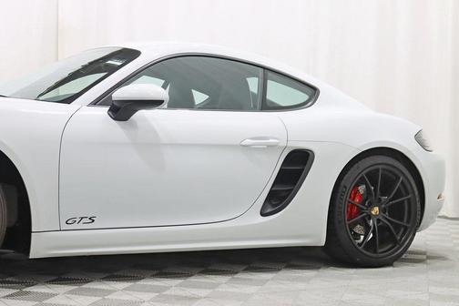 2018 Porsche 718 Cayman GTS