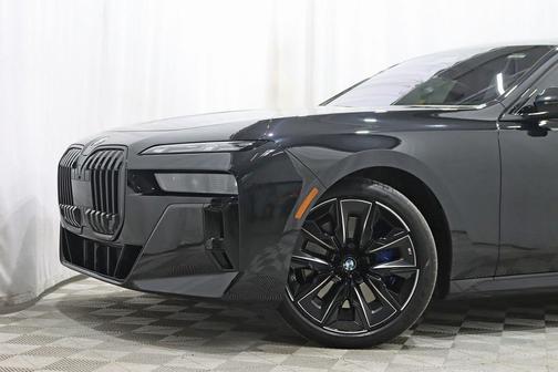 2023 BMW 760 i xDrive
