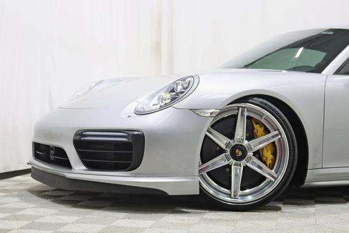 GT Silver Metallic 2018 Porsche 911 Turbo