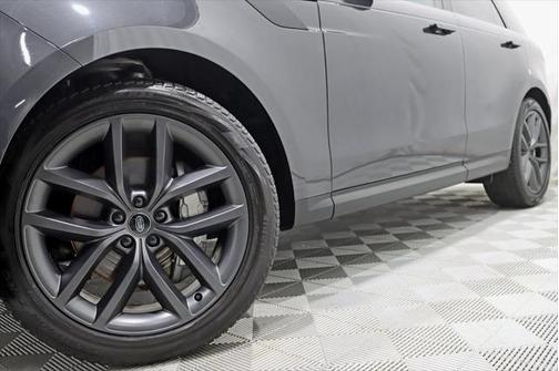 2024 Land Rover Range Rover Sport SE