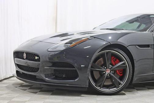 2018 Jaguar F-TYPE R