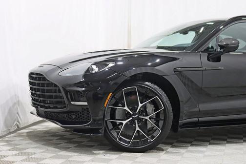 Black 2025 Aston Martin DBX 707