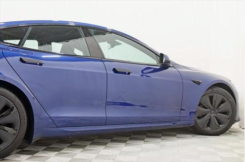 2022 Tesla Model S Base