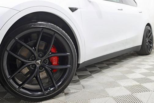 2022 Tesla Model Y Performance Dual Motor All-Wheel Drive