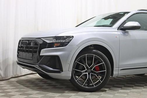 2021 Audi Q8 55 Prestige