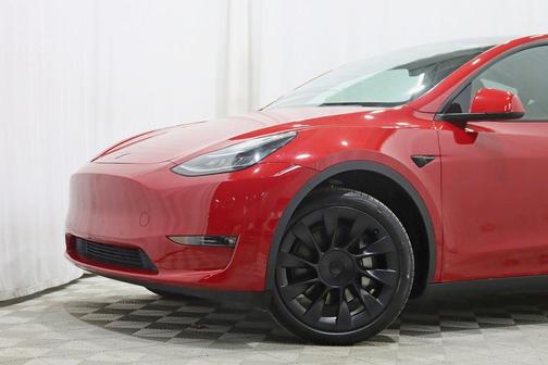 2022 Tesla Model Y Long Range Dual Motor All-Wheel Drive