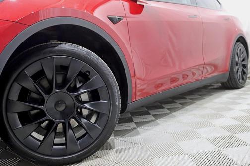 2022 Tesla Model Y Long Range Dual Motor All-Wheel Drive