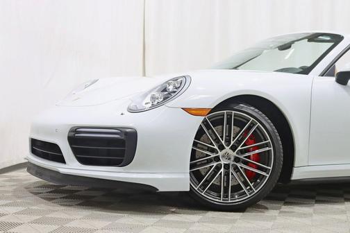2018 Porsche 911 Turbo