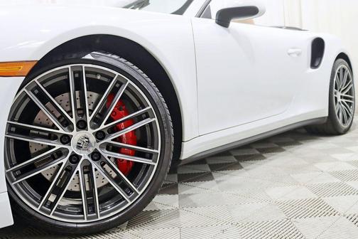 2018 Porsche 911 Turbo