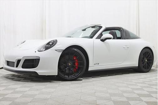 2018 Porsche 911 Targa 4 GTS