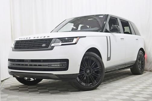 White 2023 Land Rover Range Rover P400 SE