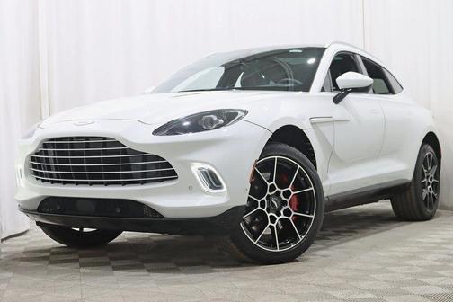 2021 Aston Martin DBX Base