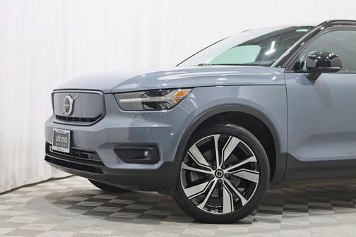 2021 Volvo XC40 Recharge Pure Electric P8