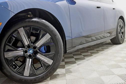 2024 BMW iX xDrive50